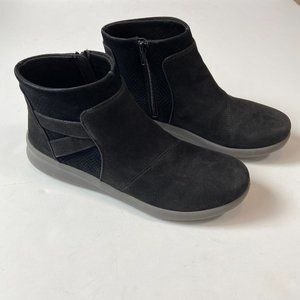 Cloudsteppers By Clarks Womens Sillian 2.0 Black Leather Ankle Booties Size 10 M